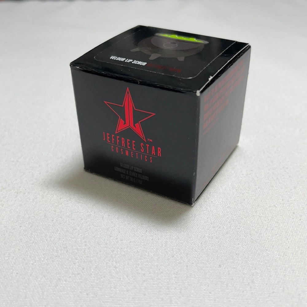 NIB Witch’s Brew Velour Lip Scrub